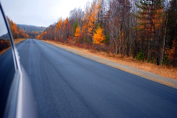 Driving through Tunka valley to Arshan